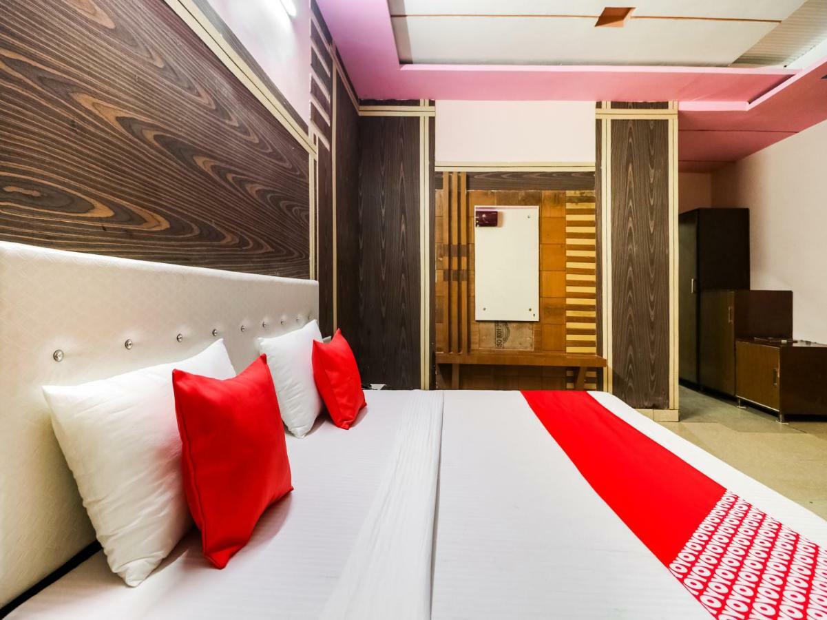 Oyo 47630 Grand Villa Moga Eksteriør billede